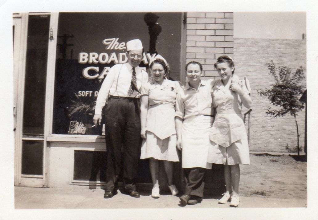 Broadway Cafe